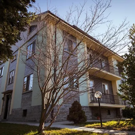 Il Castagno Bed and Breakfast *